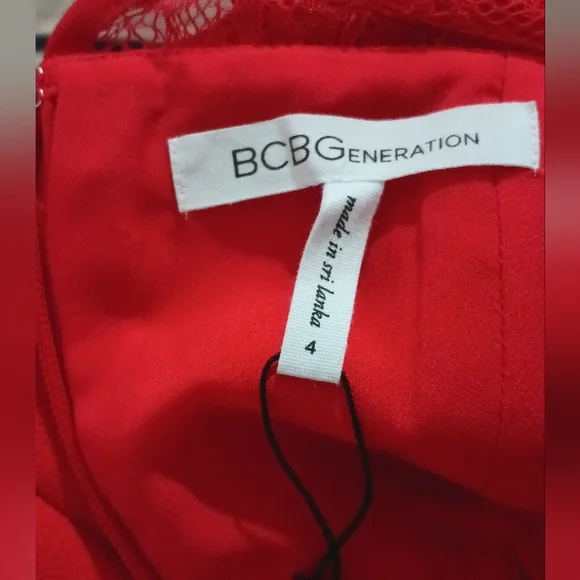 See Updated listing BCBGeneration Racerback Floral Lace Woven Mermaid HemlineGow - Picture 10 of 16